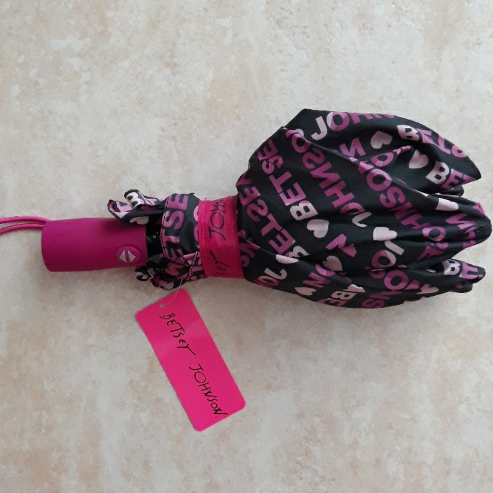8x*Host Pick*Betsey Johnson umbrella - Picture 3 of 8